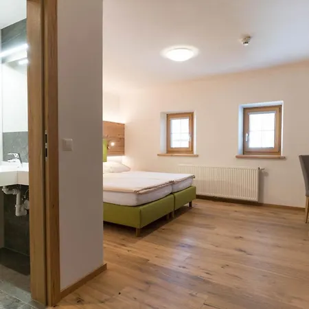 Geringer Отель Шладминг